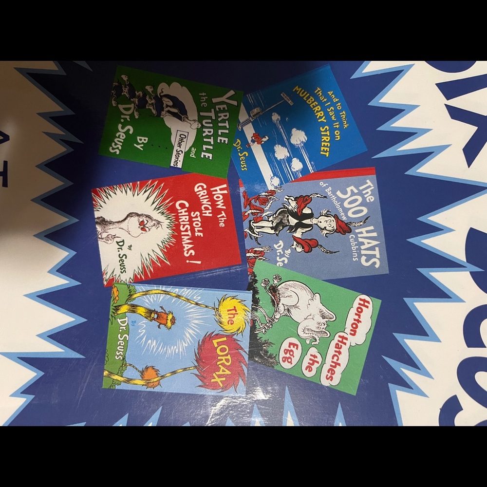 VINTAGE- Hardback Dr. Seuss A treasury of classics - Picture 4 of 11